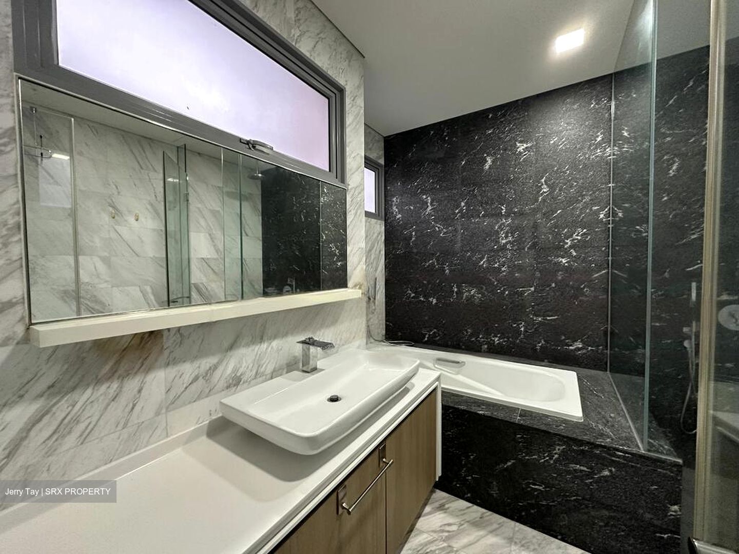 Woodhaven (D25), Condominium #460806811
